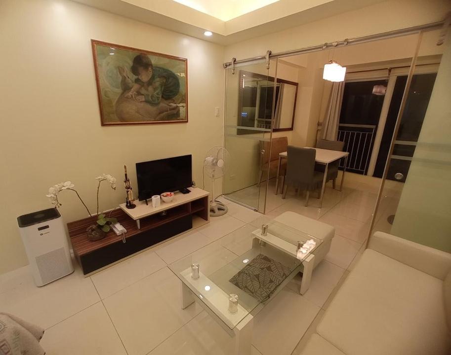 Breezy Nest Staycation At Wind Residences Tagaytay Tagaytay City Eksteriør billede