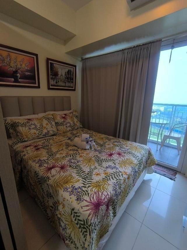 Breezy Nest Staycation At Wind Residences Tagaytay Tagaytay City Eksteriør billede